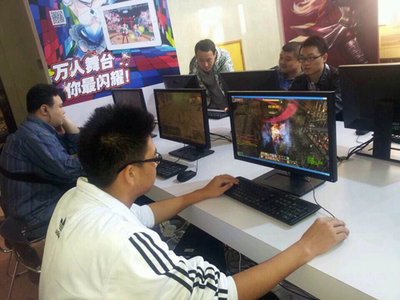 文化部市场司副司长庹祖海莅临游艺春秋展台，关注网络开发产业创新